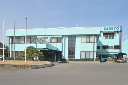 本社外観